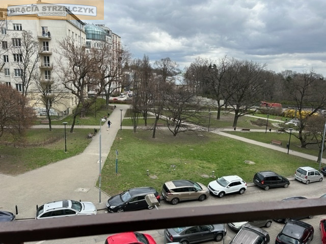 Mieszkanie Sprzedaż  Mokotów Chocimska 4
